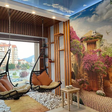 Apartamento Happy Time 1 Petroşani Exterior foto